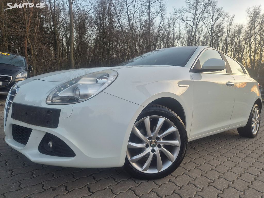 Alfa Romeo Giulietta, 1 maj.plný servis nová STK